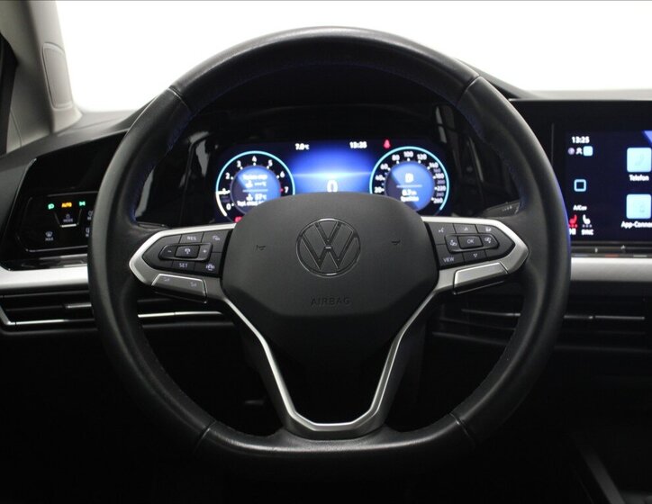 Volkswagen Golf Kombi 999,0 81 kw