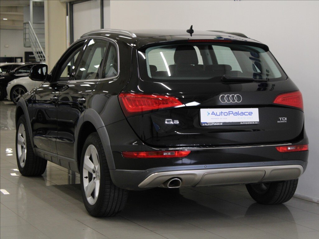 Audi Q5 SUV 2,0 l 140 kw