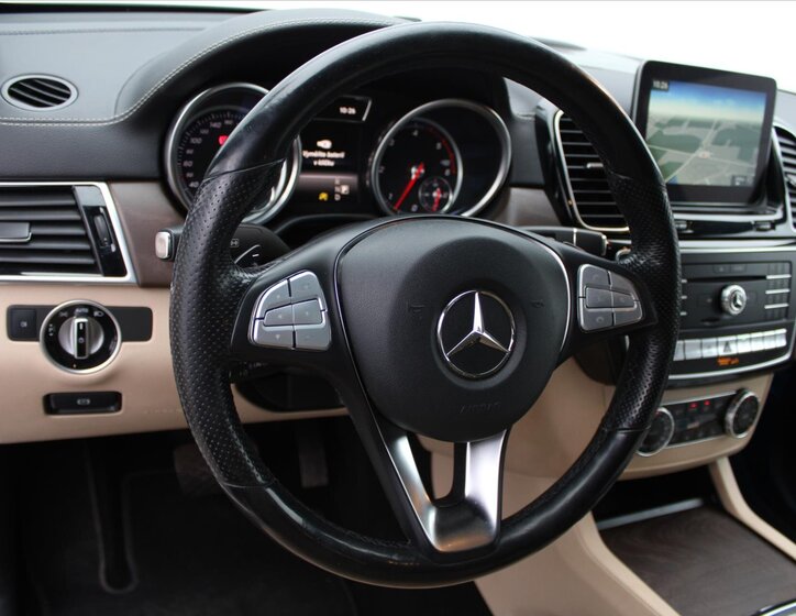 Mercedes-Benz GLE SUV / Terénní 3,0 l 190 kw