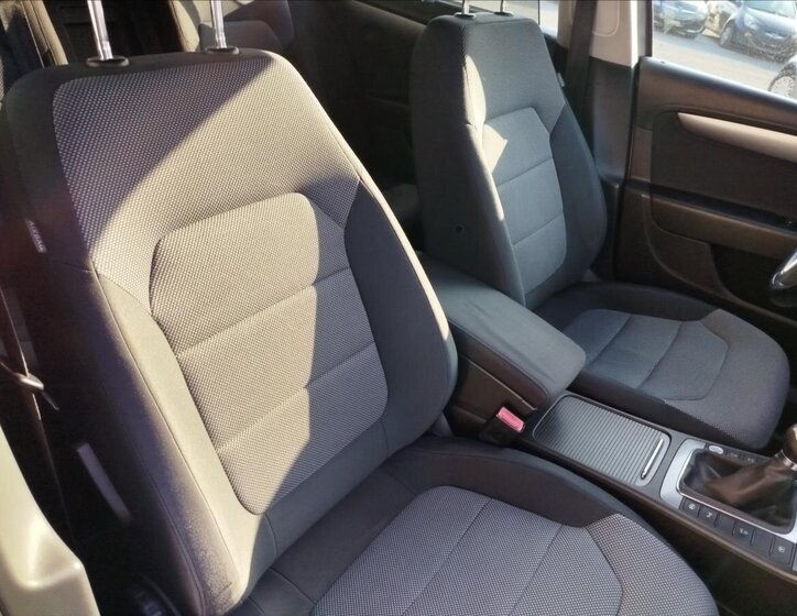 Volkswagen Passat Ostatní 1,4 l 90 kw