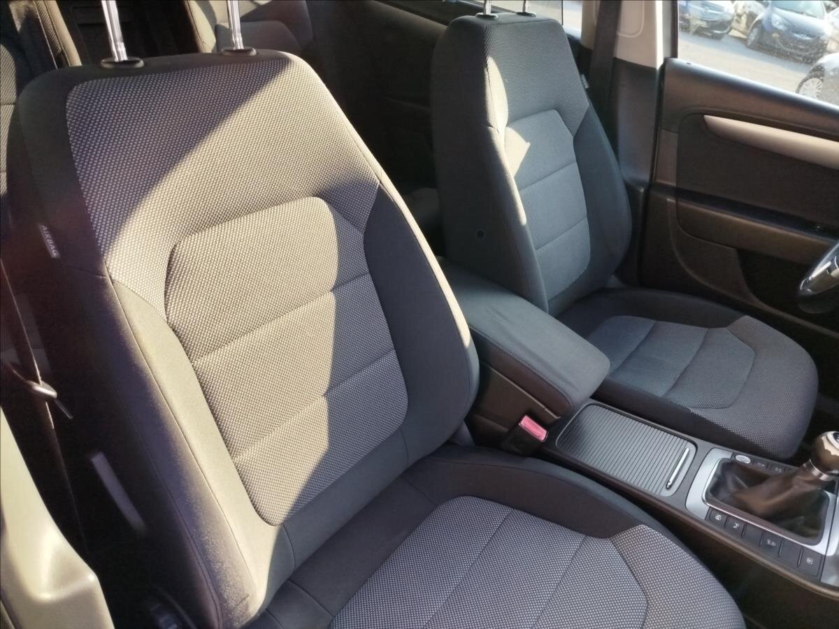 Volkswagen Passat Ostatní 1,4 l 90 kw