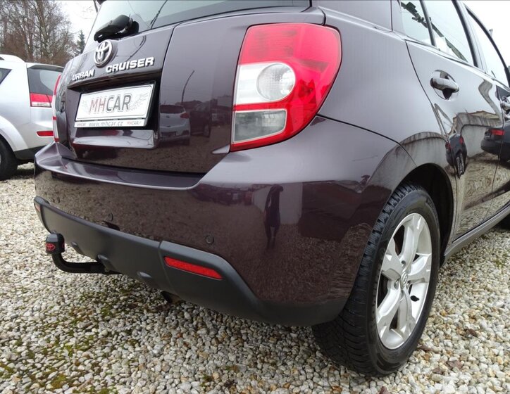 Toyota Urban Cruiser Hatchback 1,3 l 74 kw