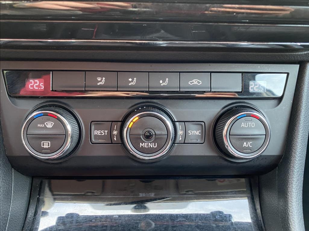 Škoda Superb Kombi 2,0 l 110 kw