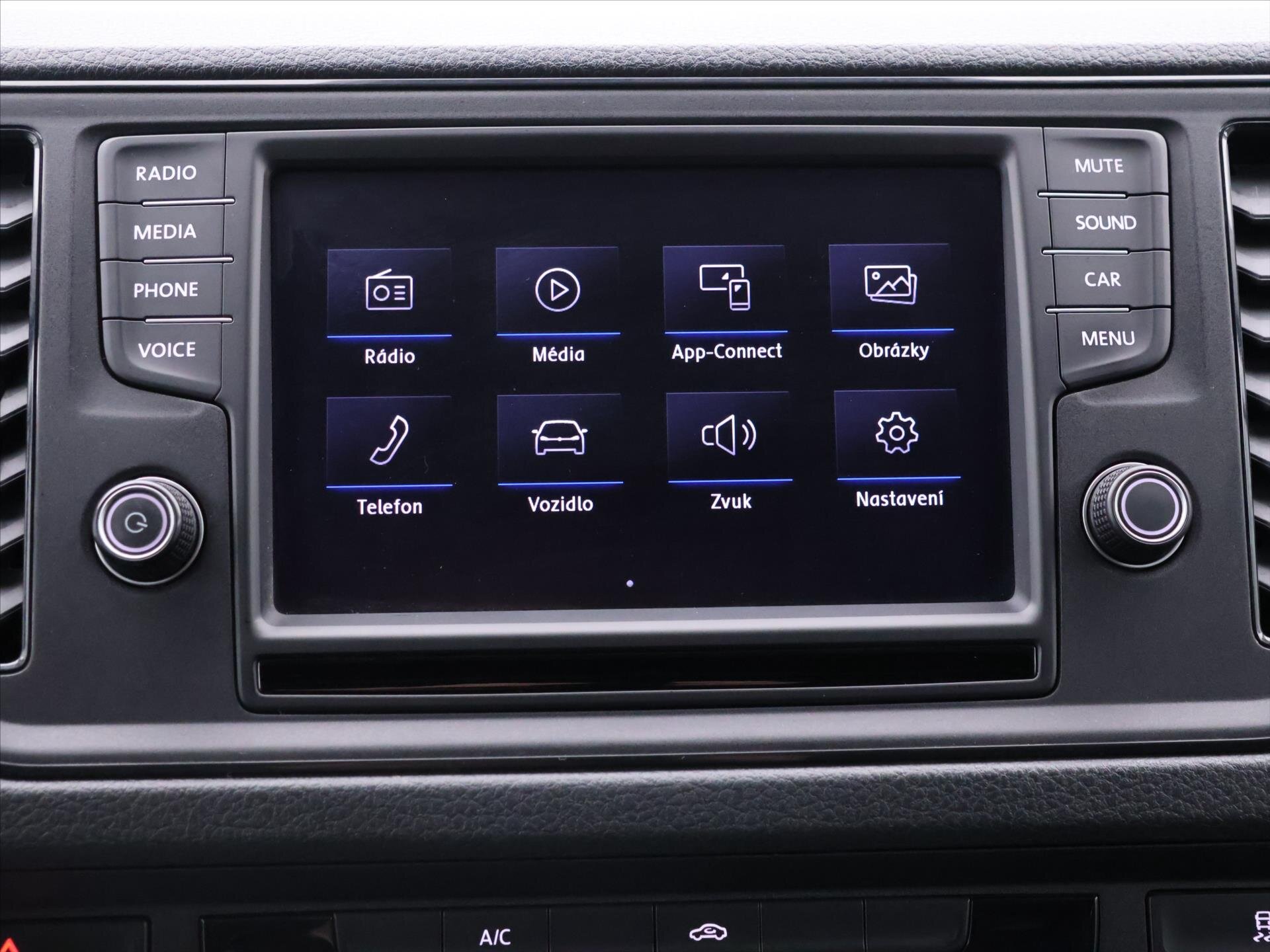 Volkswagen Crafter Skříň 2,0 l 103 kw