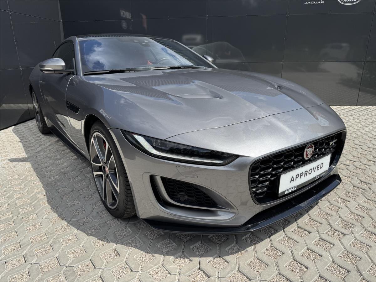 Jaguar F-Type Kupé 2,0 l 221 kw