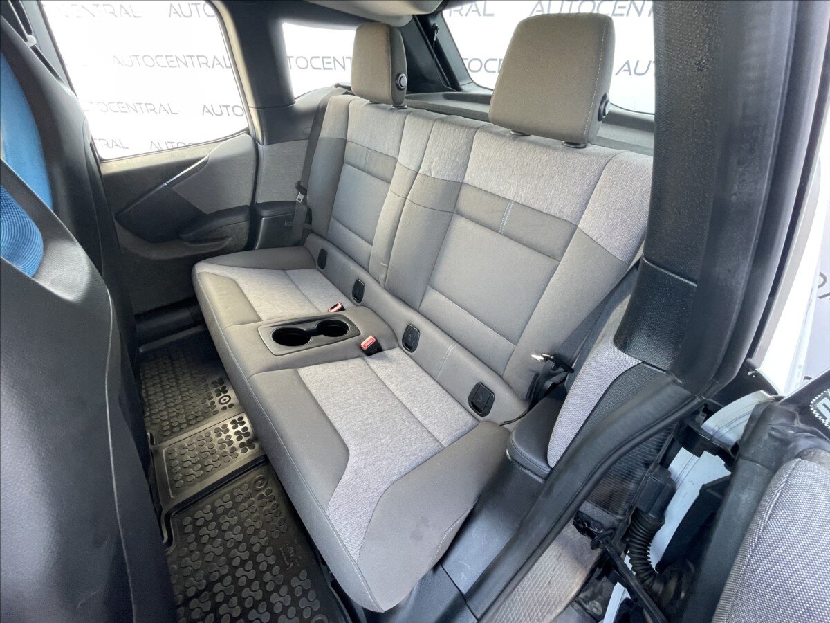 BMW i3 Hatchback 647,0 75 kw