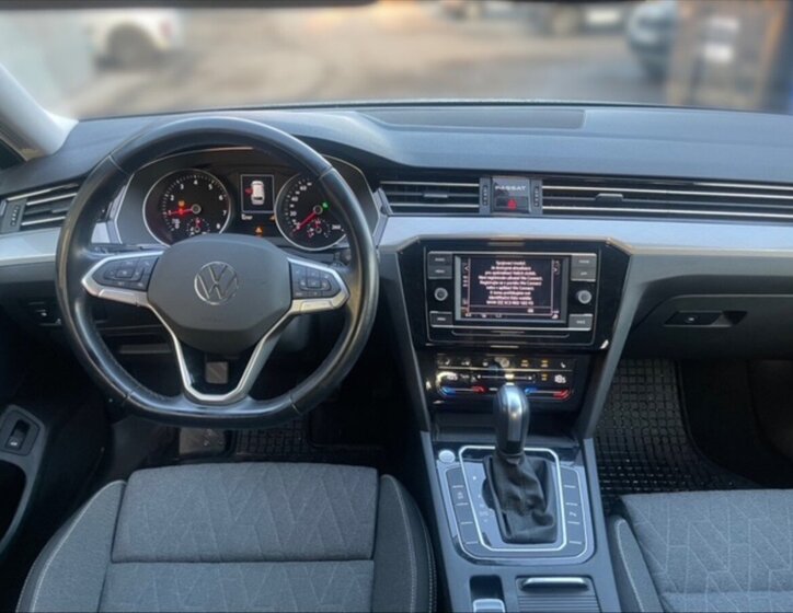 Volkswagen Passat Kombi 1,5 l 110 kw