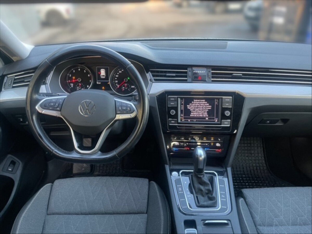 Volkswagen Passat Kombi 1,5 l 110 kw