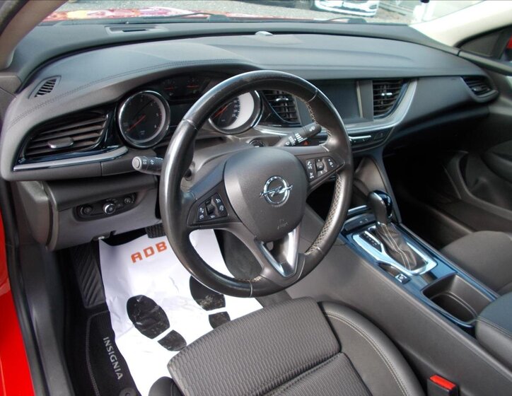 Opel Insignia Hatchback 2,0 l 125 kw