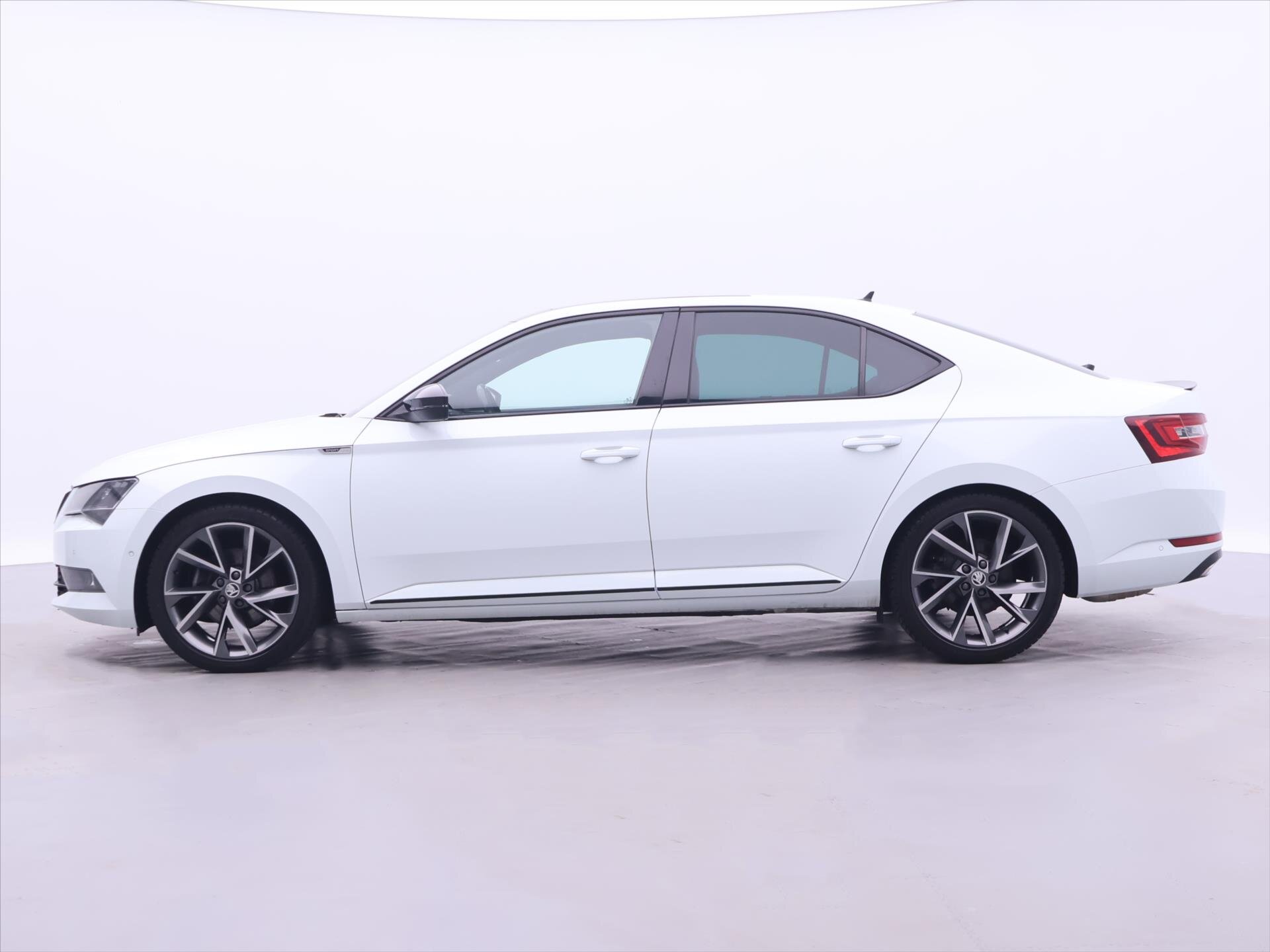 Škoda Superb Liftback 1,8 l 132 kw