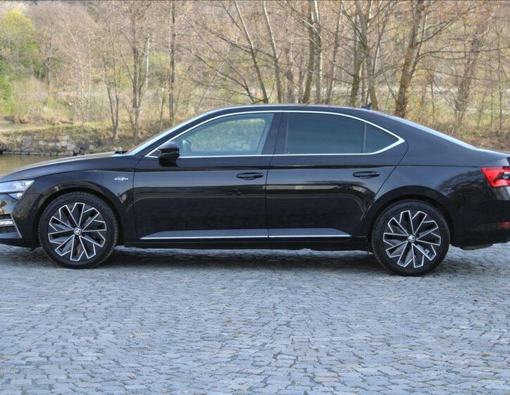 Škoda Superb Sedan / Limuzína 2,0 l 147 kw