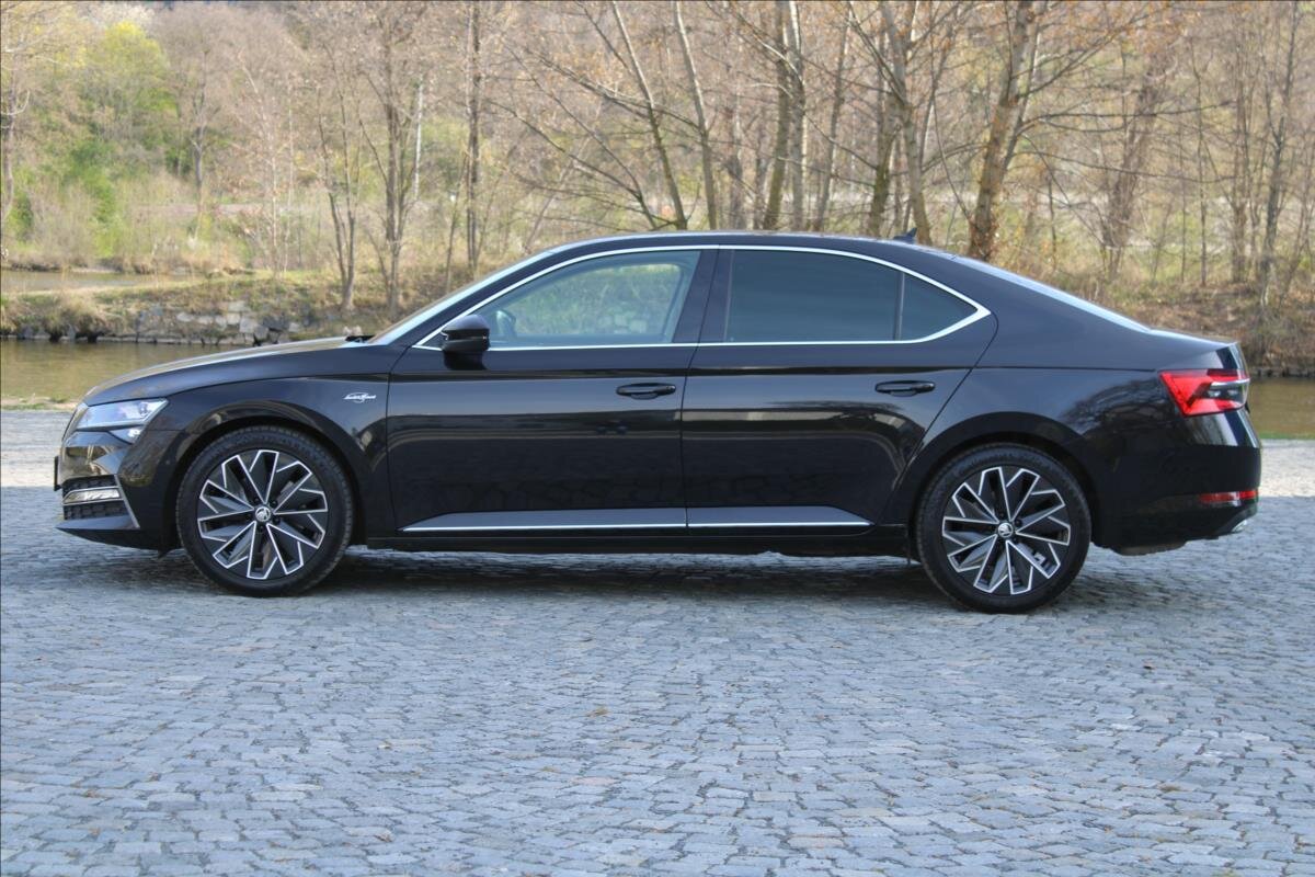 Škoda Superb Sedan / Limuzína 2,0 l 147 kw