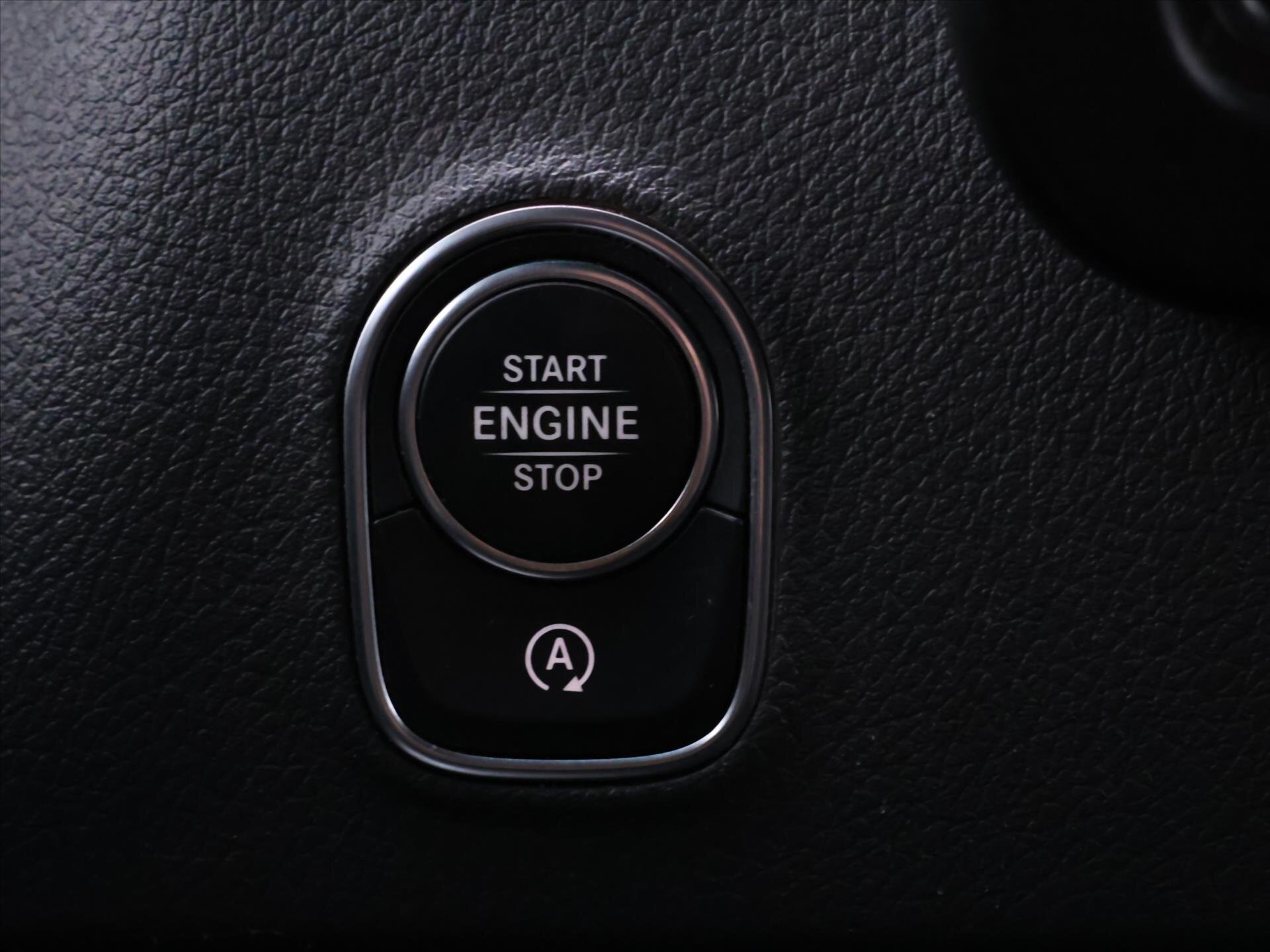 Mercedes-Benz Sprinter Kombi 2,0 l 125 kw