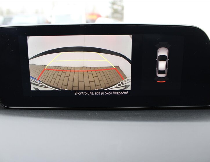 Mazda 3 Sedan / Limuzína 2,0 l 90 kw