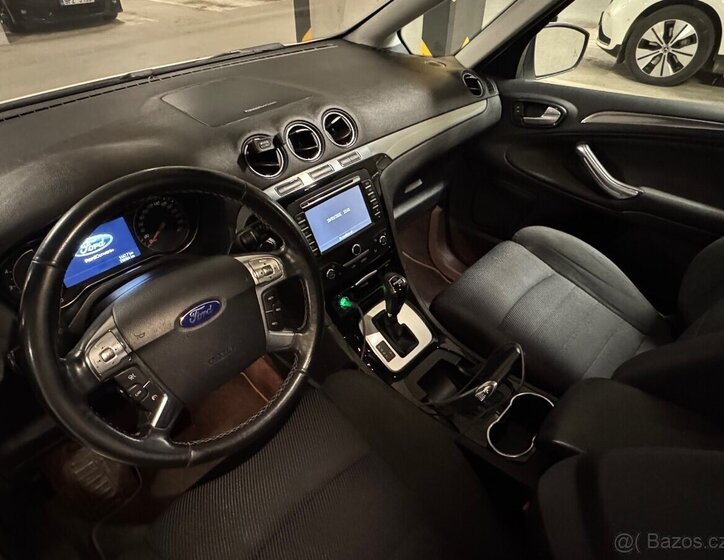 Ford S-MAX MPV 2,0 l 120 kw