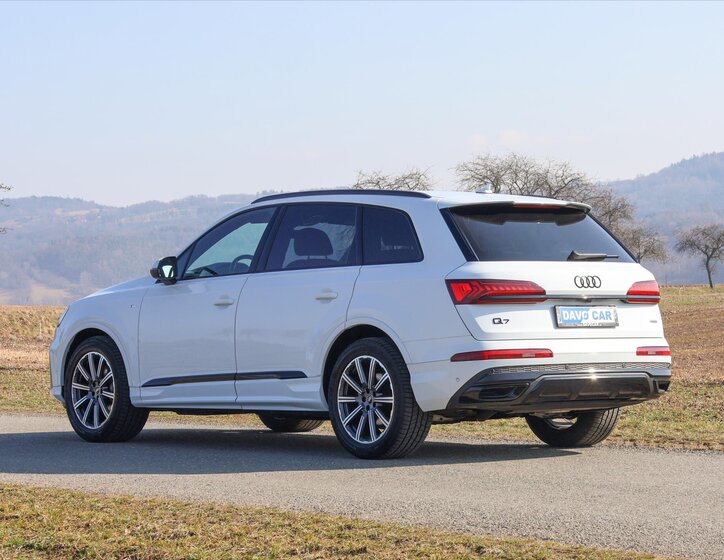Audi Q7 SUV / Terénní 3,0 l 210 kw