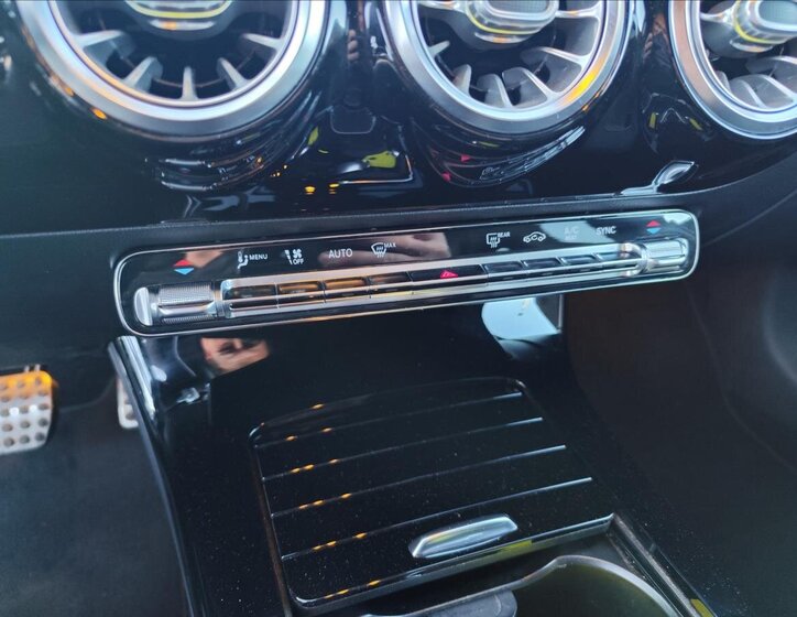 Mercedes-Benz CLA Kombi 2,0 l 110 kw