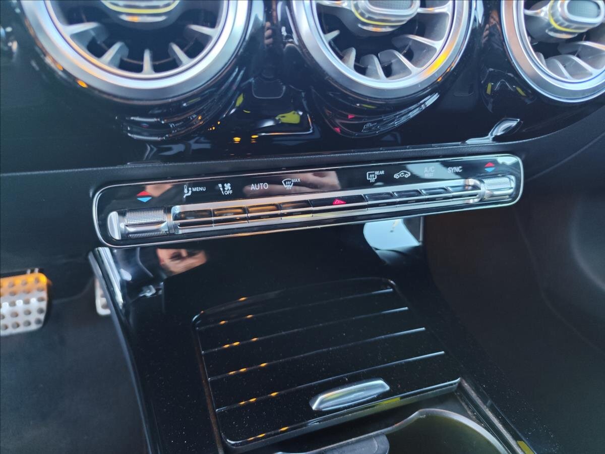 Mercedes-Benz CLA Kombi 2,0 l 110 kw