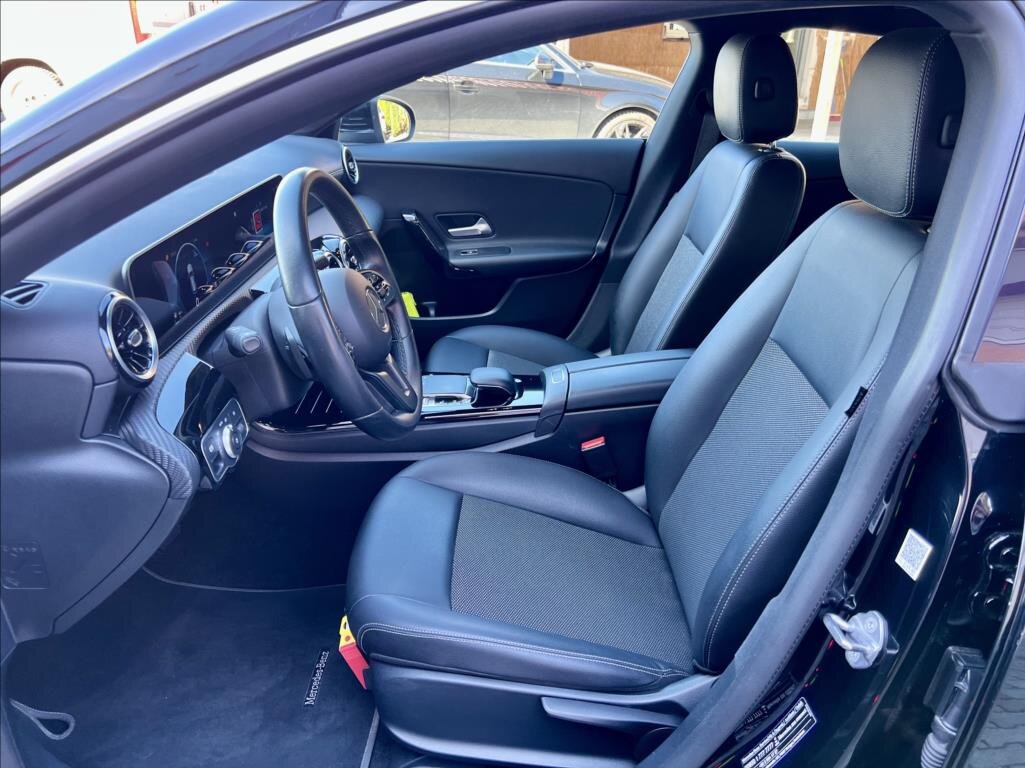 Mercedes-Benz CLA Kombi 1,5 l 85 kw