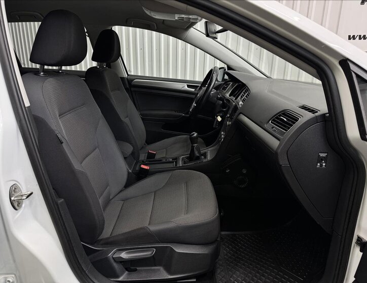 Volkswagen Golf Hatchback 1,4 l 81 kw