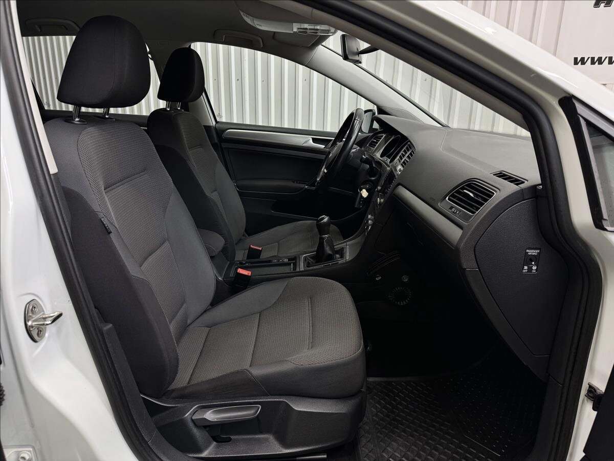 Volkswagen Golf Hatchback 1,4 l 81 kw