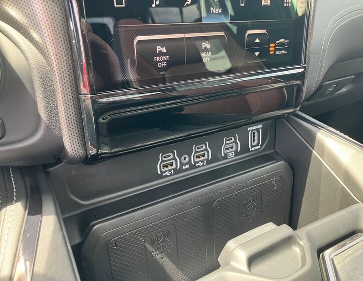 Dodge RAM Pick-up 3,0 l 403 kw