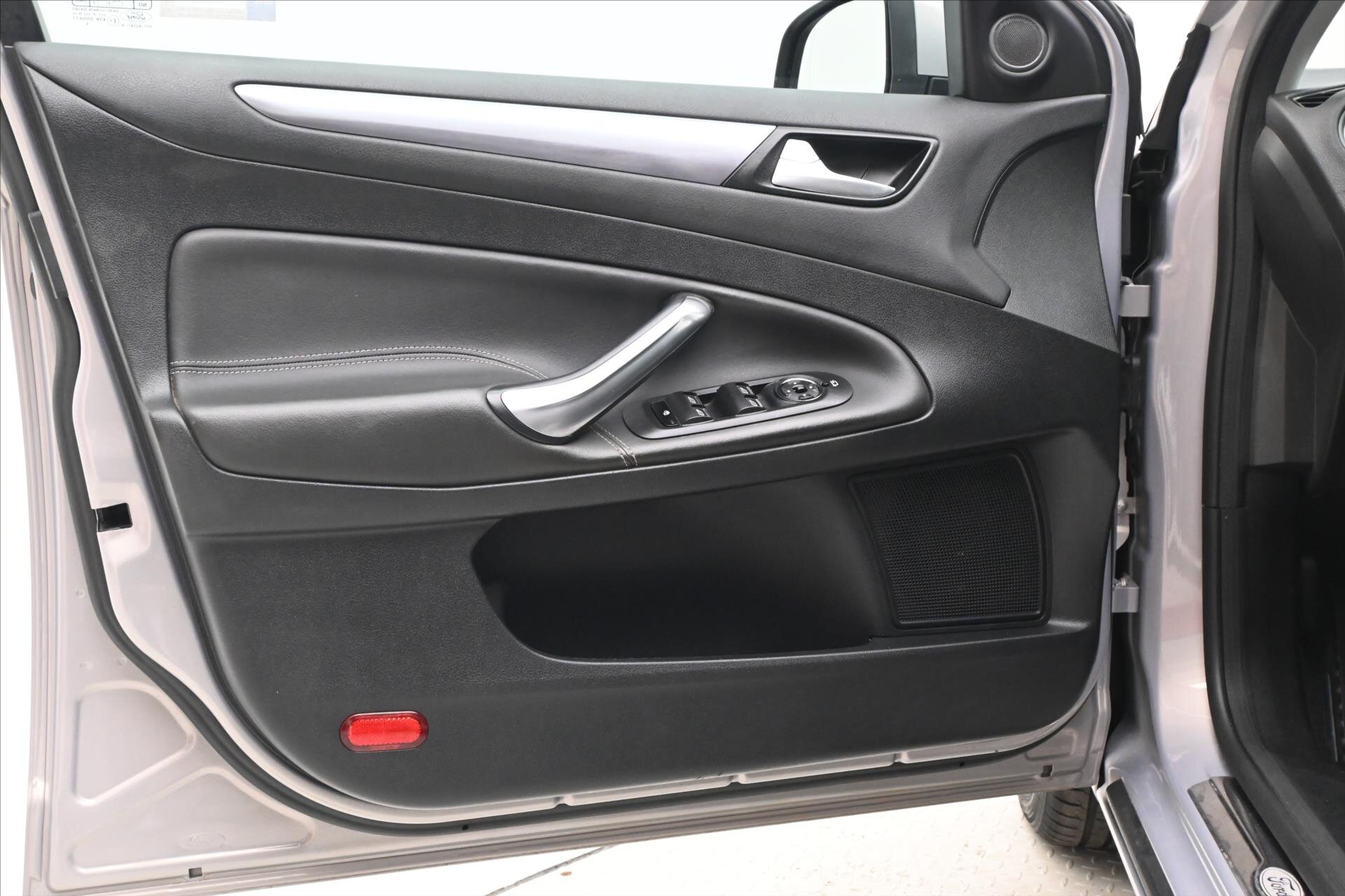 Ford Mondeo Kombi 2,0 l 120 kw