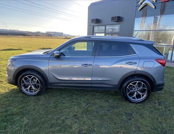 SsangYong Korando SUV / Terénní 1,5 l 120 kw