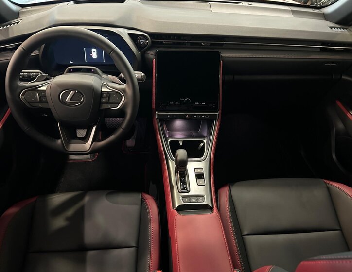 Lexus LBX SUV 1,5 l 100 kw