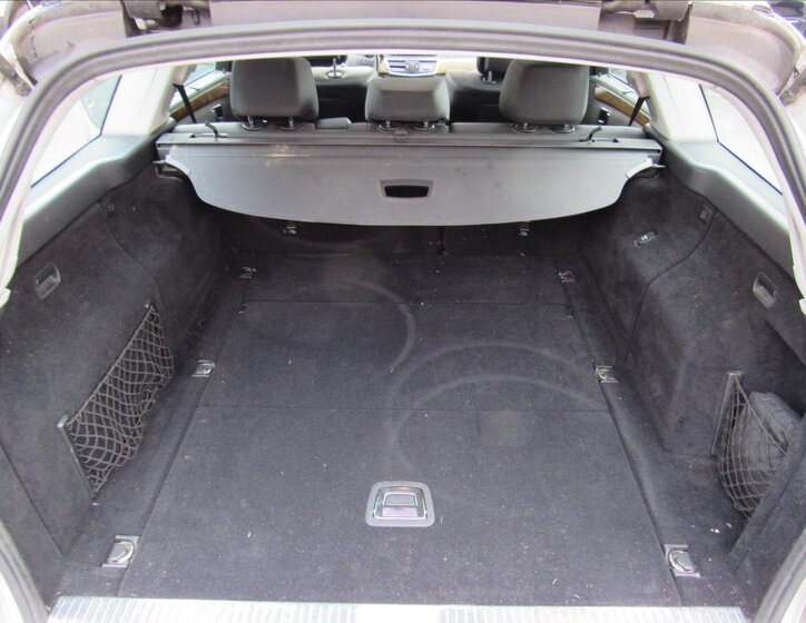 Mercedes-Benz Třídy E Kombi 1,8 l 135 kw