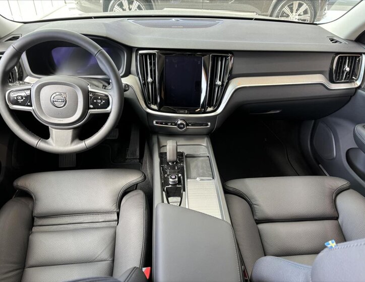 Volvo V60 Kombi 2,0 l 145 kw