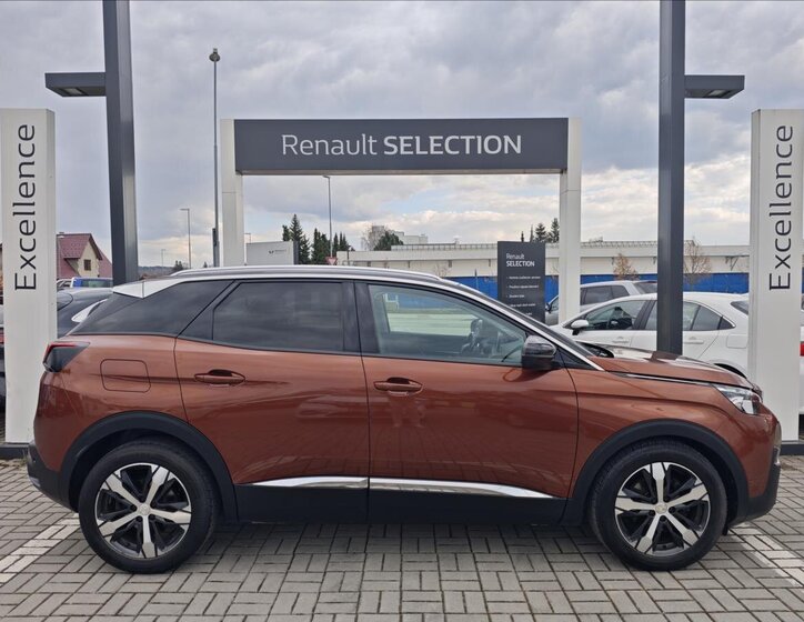 Peugeot 3008 SUV / Terénní 2,0 l 110 kw