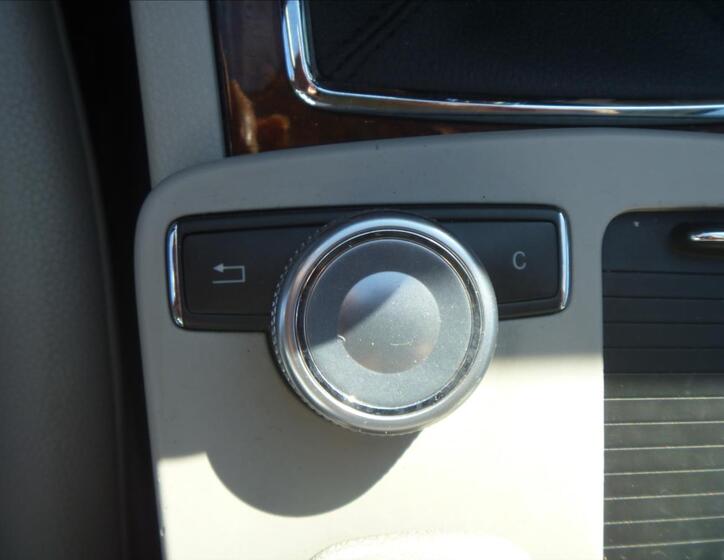 Mercedes-Benz Třídy C Kombi 2,1 l 100 kw