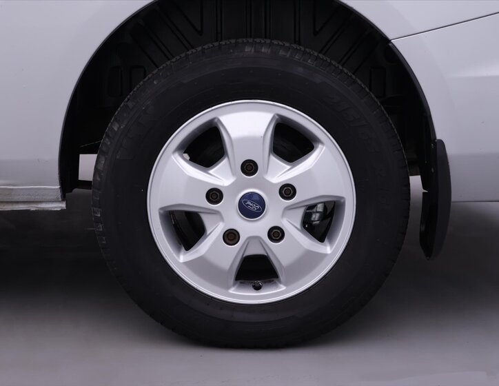 Ford Tourneo Custom 31