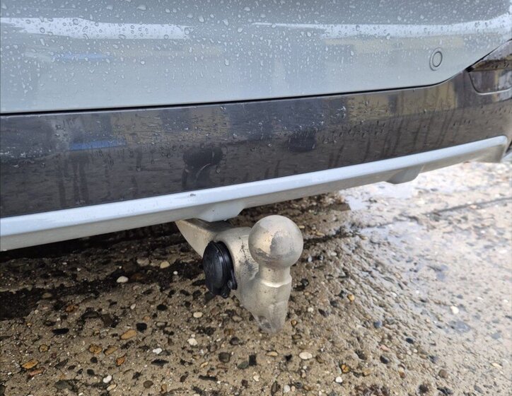 BMW X7 SUV / Terénní 3,0 l 250 kw