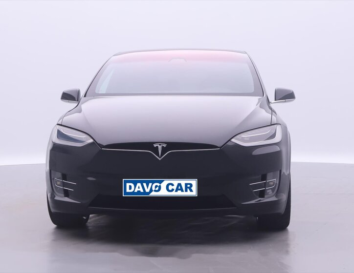 Tesla Model X 2