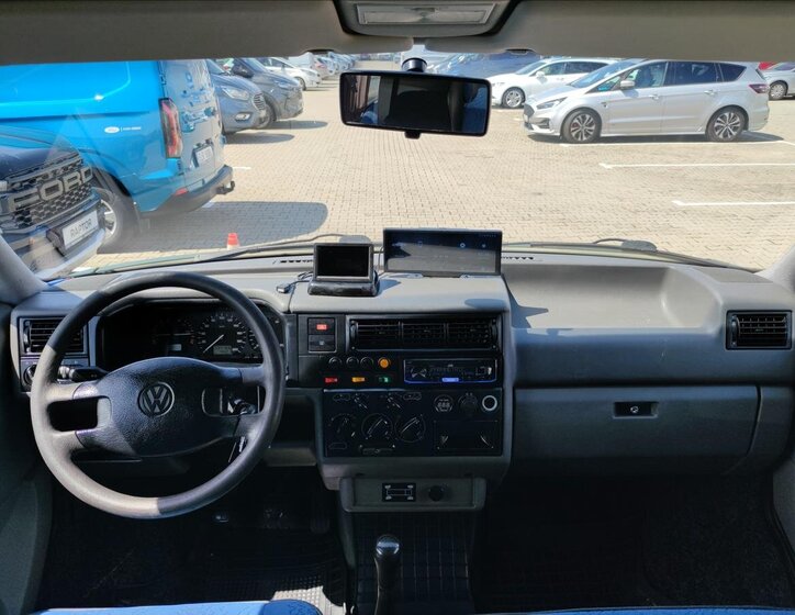 Volkswagen Transporter Kombi 2,5 l 75 kw