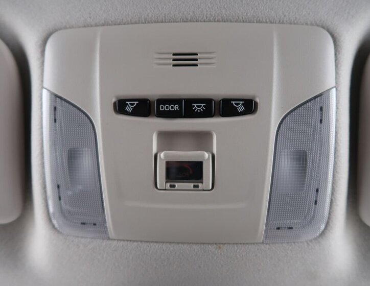 Toyota Corolla Sedan 1,5 l 92 kw