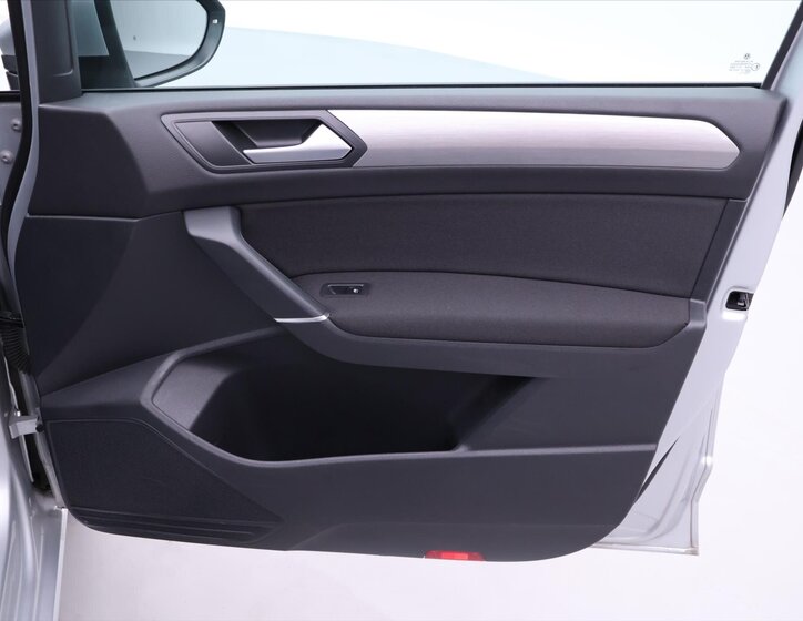 Volkswagen Touran MPV 2,0 l 110 kw