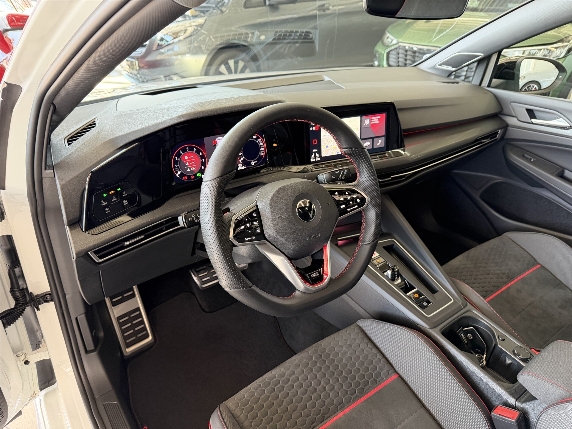 Volkswagen Golf Hatchback 2,0 l 221 kw