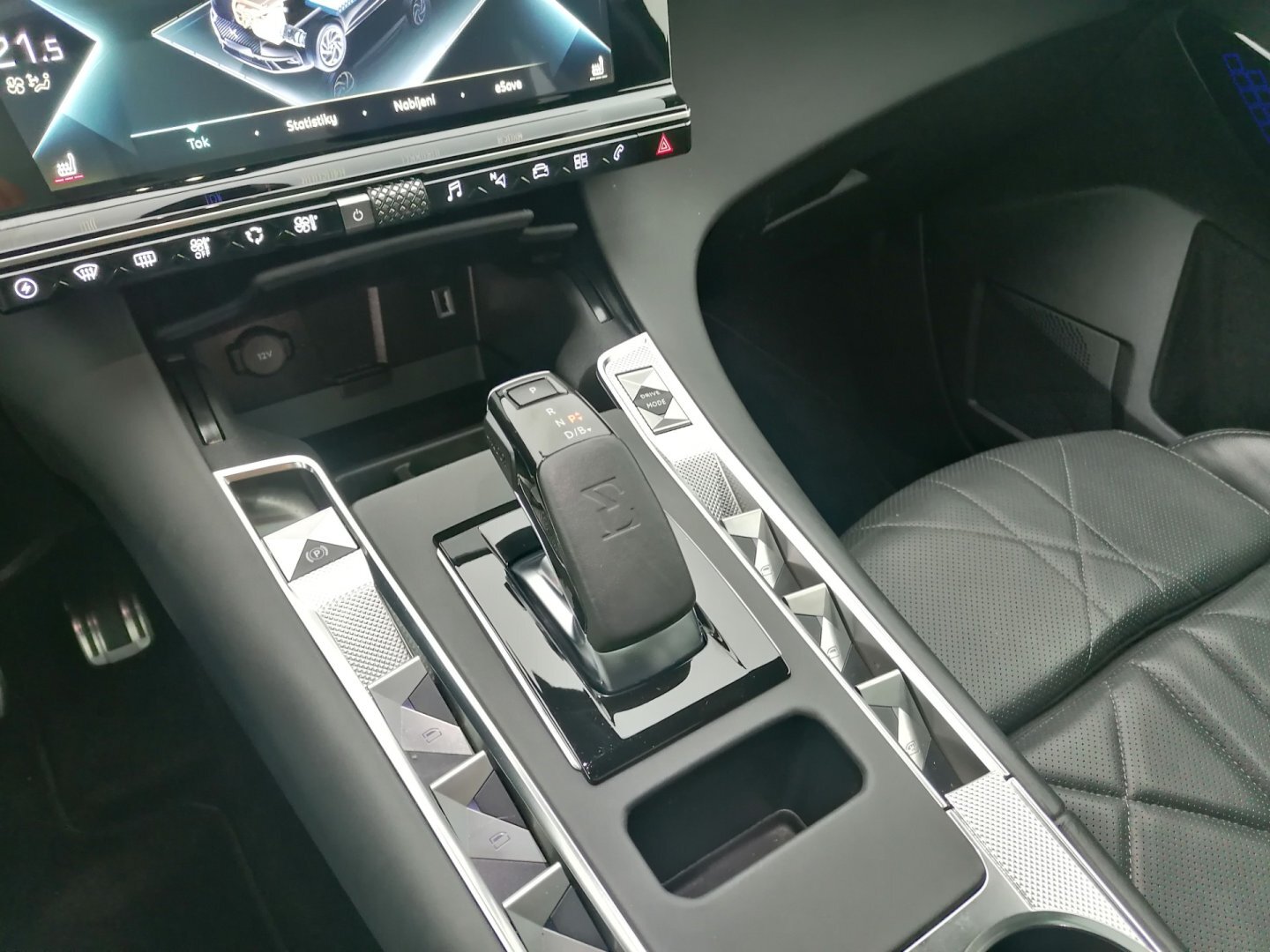 DS Automobiles DS7 Crossback