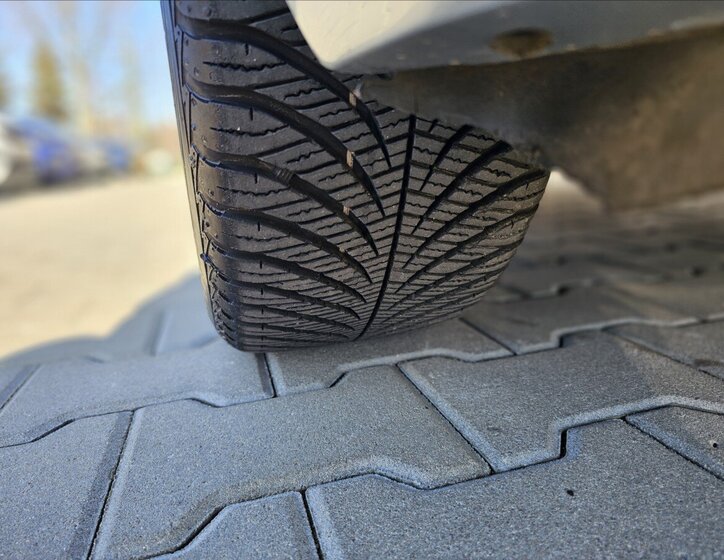 Škoda Rapid Hatchback 999,0 81 kw