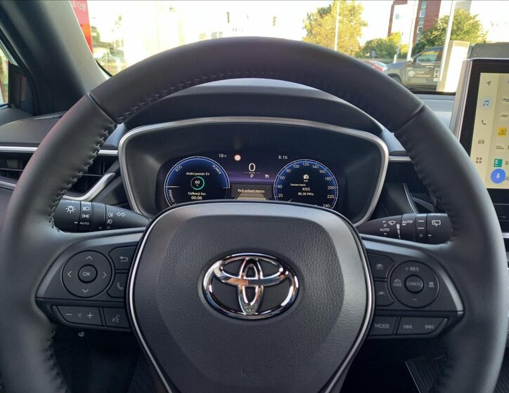 Toyota Corolla Cross SUV 1,8 l 70 kw