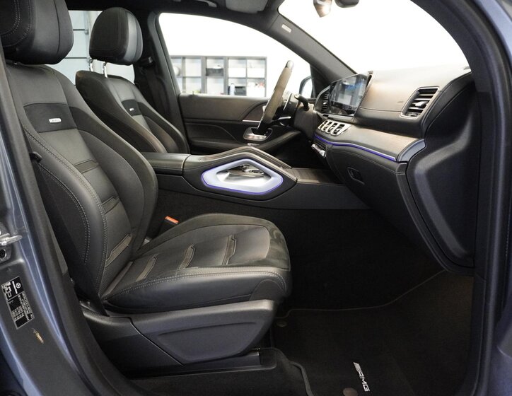 Mercedes-Benz GLS SUV / Terénní 4,0 l 450 kw