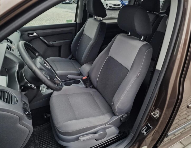 Volkswagen Caddy Kombi 1,6 l 75 kw