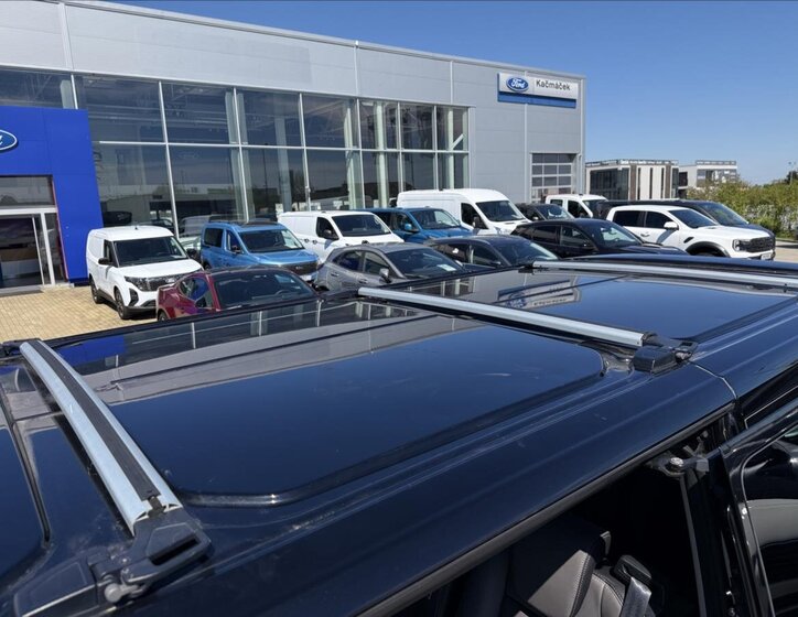 Ford Tourneo Custom MPV 2,0 l 136 kw