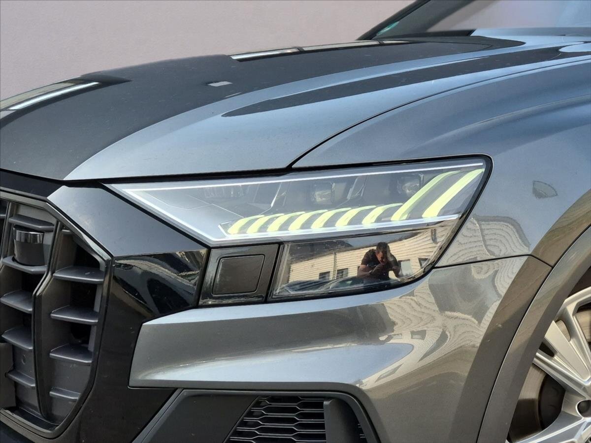 Audi SQ8 SUV / Terénní 4,0 l 320 kw