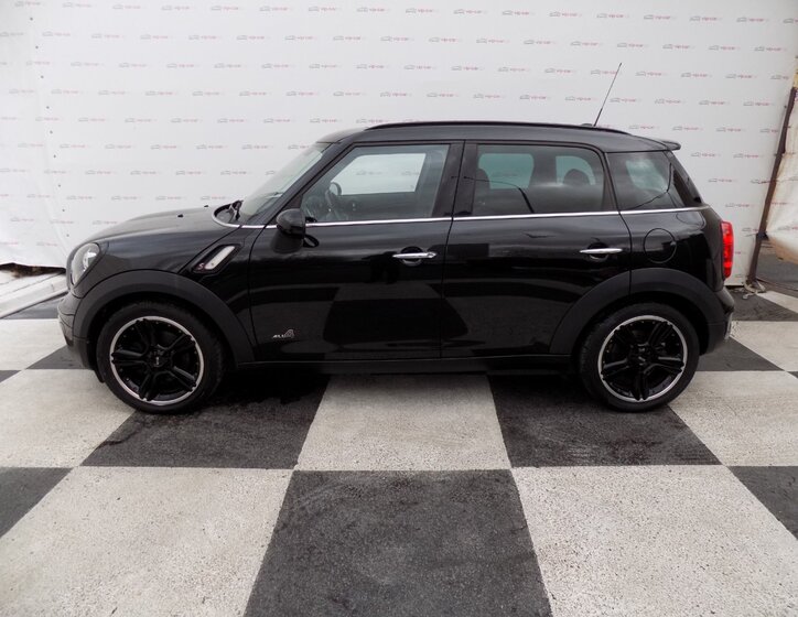 Mini Countryman 2