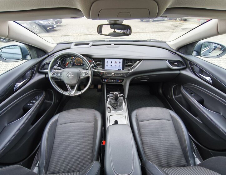 Opel Insignia Hatchback 2,0 l 125 kw