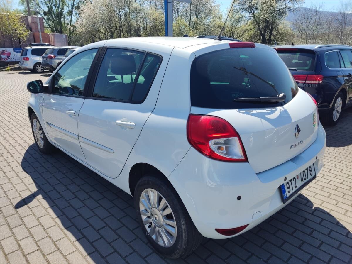 Renault Clio Hatchback 1,1 l 55 kw